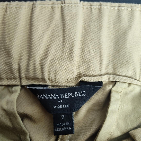Banana Republic Factory Tan Wide Leg Pleated Trousers size 2 - Picture 3 of 8